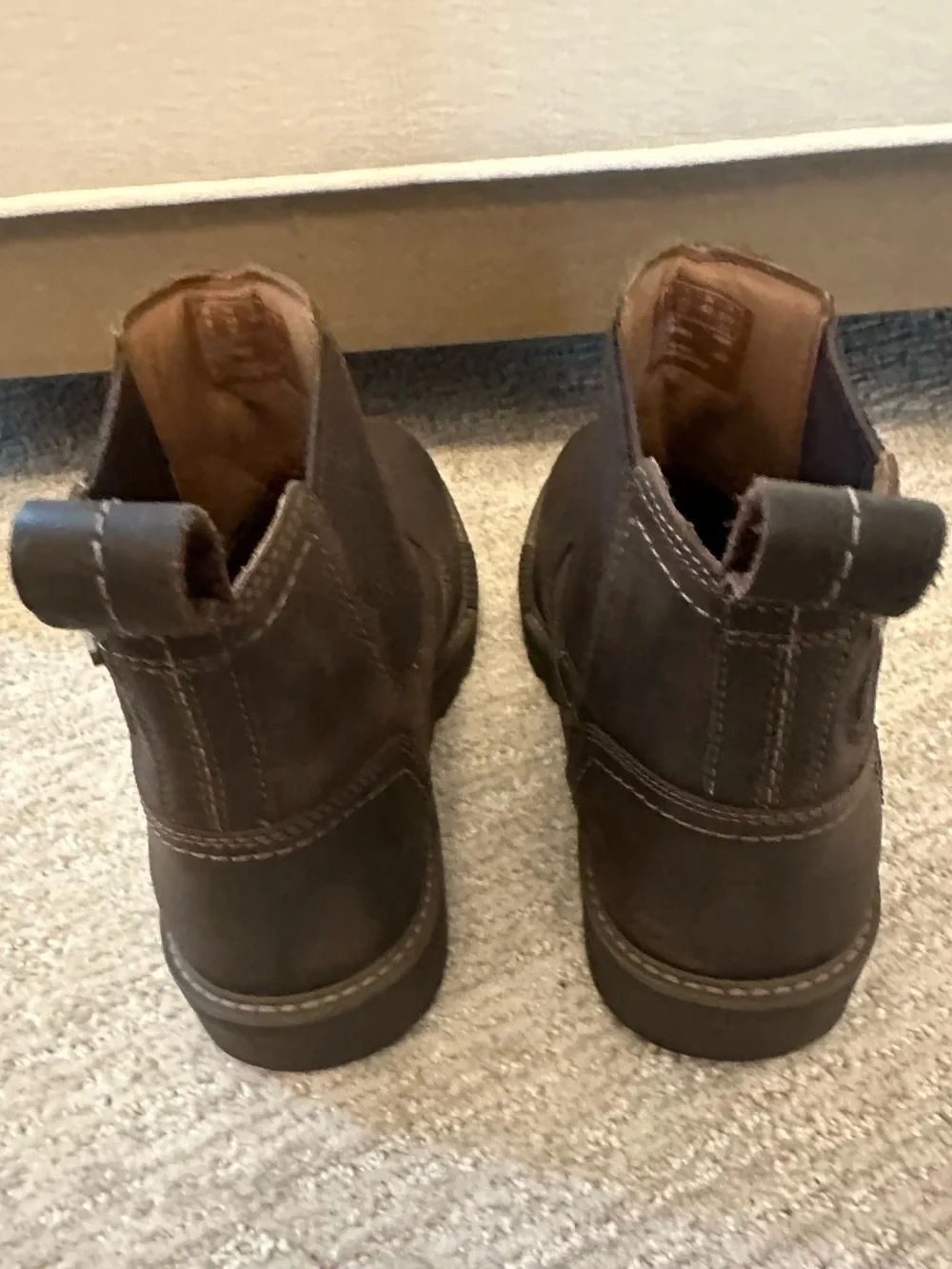 Clarks men’s Dark Brown Chelsea Boots
